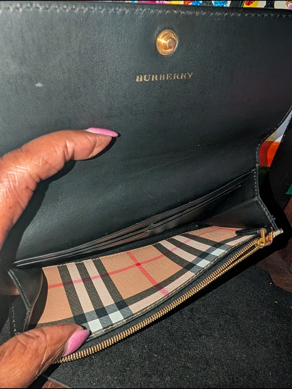 Rehab Burberry Women's Wallet - Picture 8 of 9